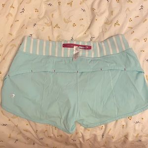 ivivva blue active shorts.  ( Ivivva, Ivviva)